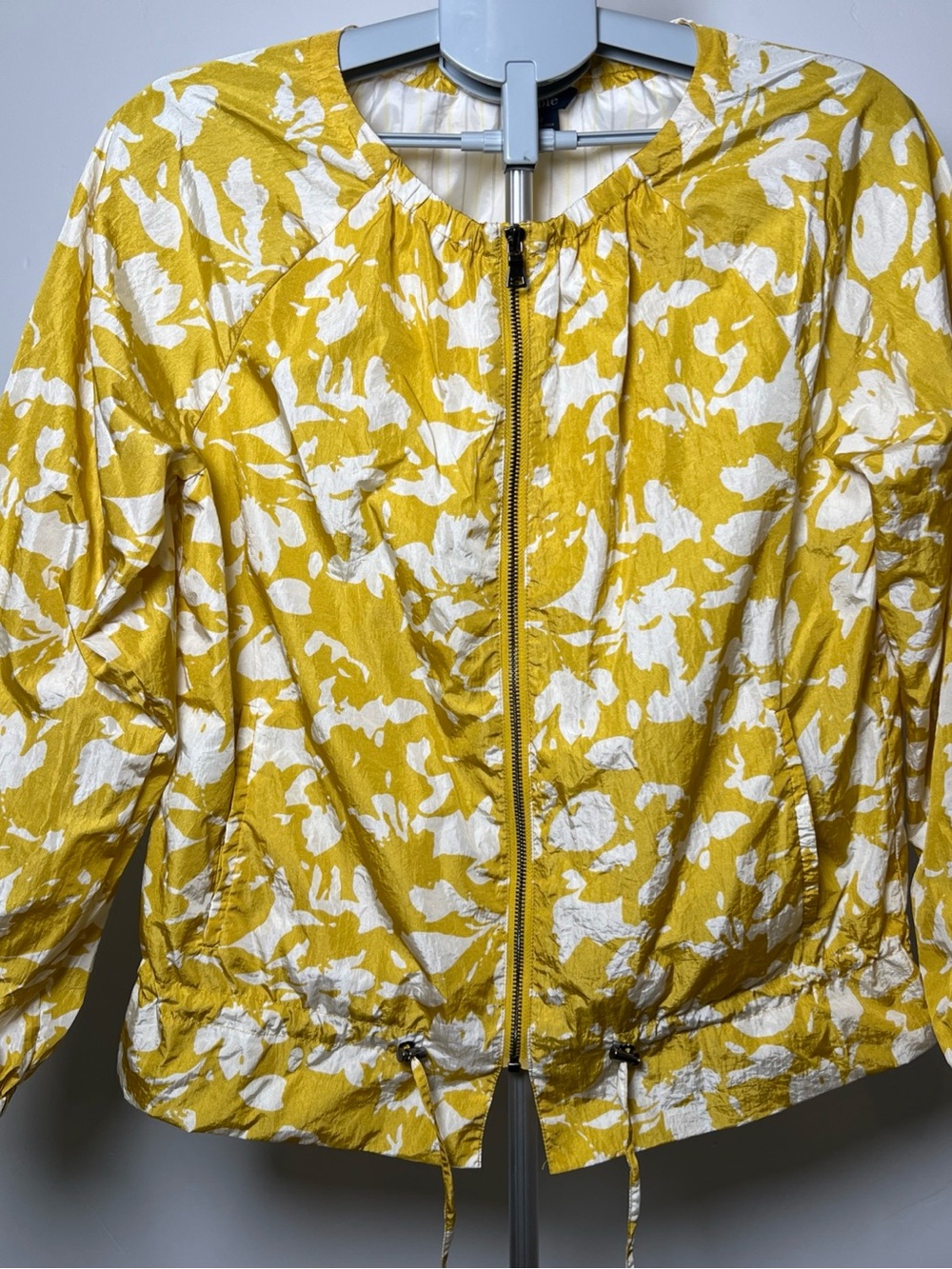 Sabie Floral Print Windbreaker Bomber Jacket Full Zip Pockets Goldenrod size M